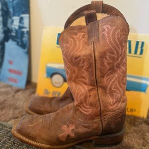 Tony Lama Square Toed Boots